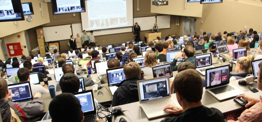 Mahasiswa sebagai Agen Perubahan: Peran Strategis dalam Membangun Masyarakat