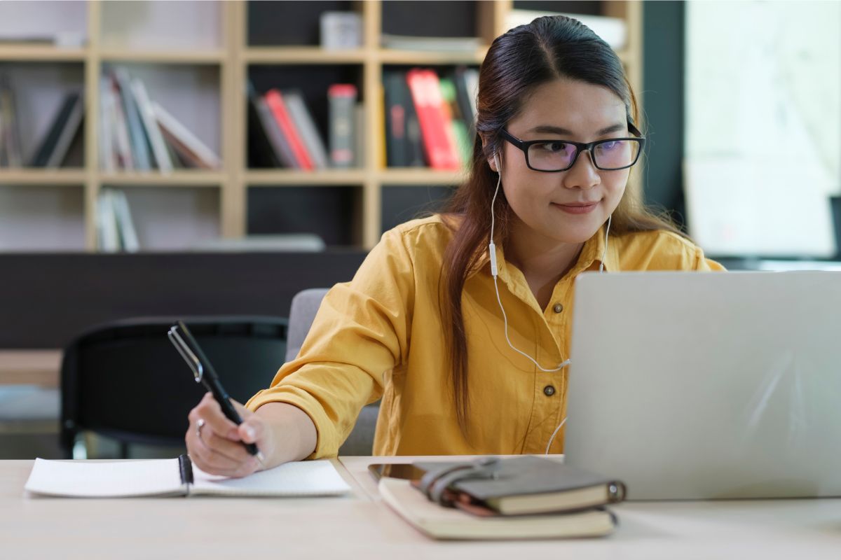 Tryout Online Masuk Perguruan Tinggi Gratis: Ini 5 Platform Terbaik 2025