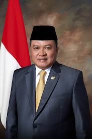 Perjalanan Karier Lamhot Sinaga: Mengabdi untuk Kemajuan Daerah Pemilihan Sumut II