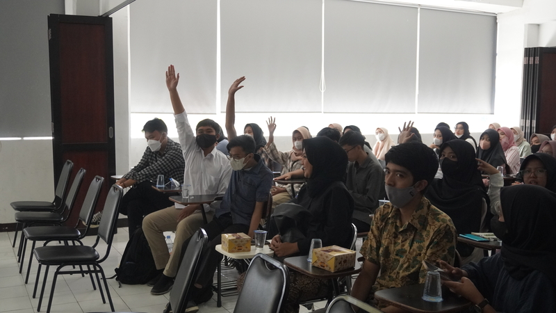 Membangun Karir Cemerlang: Persiapan Matang Mahasiswa Universitas Bandung Menuju Dunia Kerja