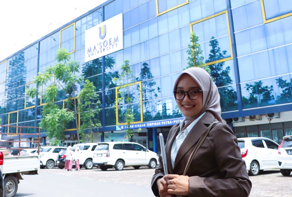 Pendidikan Bahasa Inggris di Bandung: Kuliah Terjangkau, Berorientasi Kerja Nyata di Universitas Ma’soem
