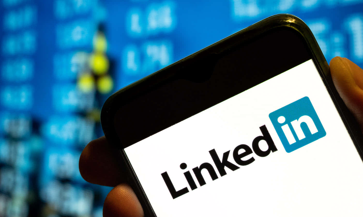 Peran Strategis Buzzer Pilkada 2029: Mengoptimalkan Jejaring dan Media Sosial, Terutama di LinkedIn
