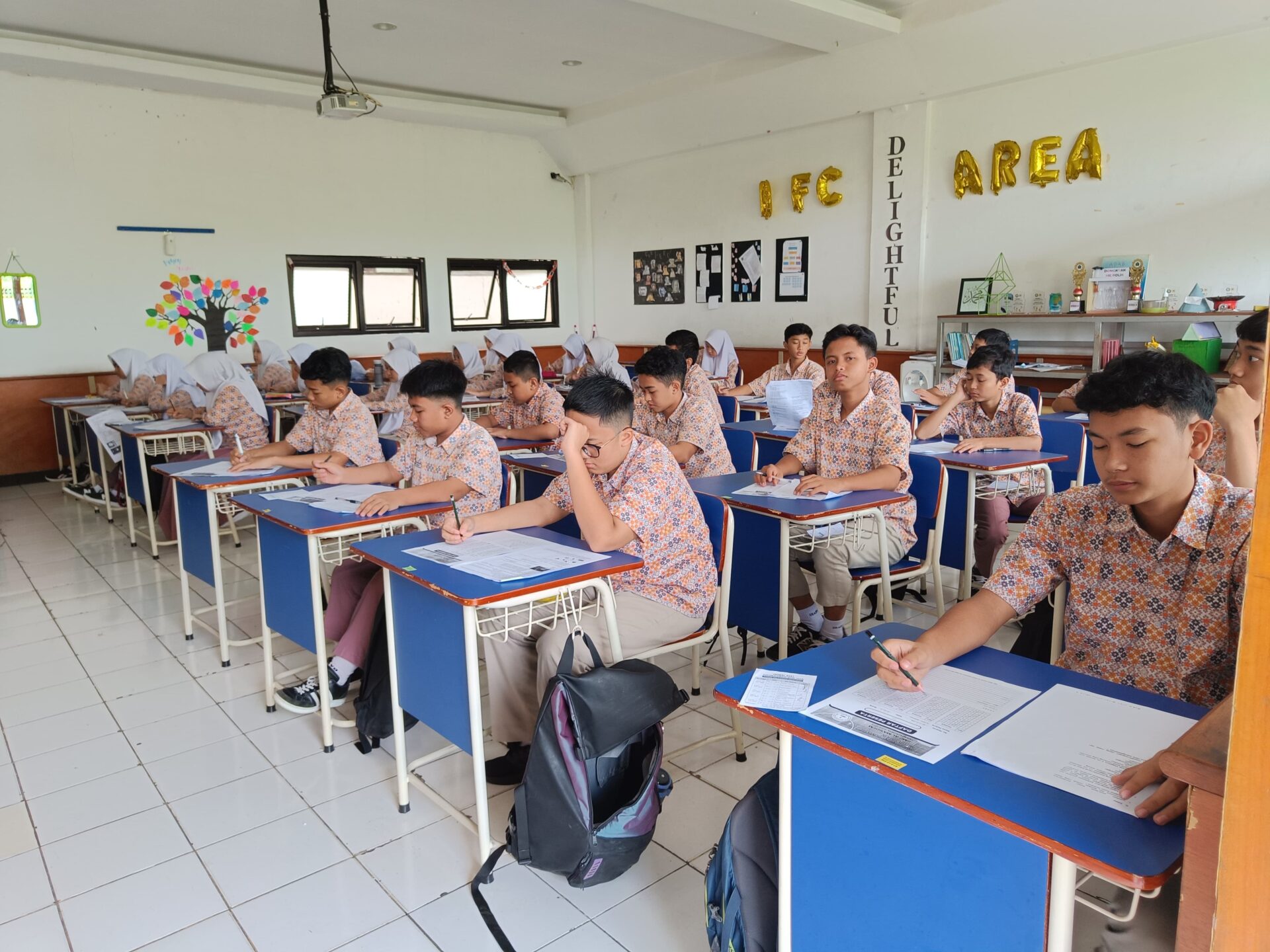 Ekstrakurikuler Olahraga Ciptakan Komunitas Positif di SMP Islam Al Masoem Bandung